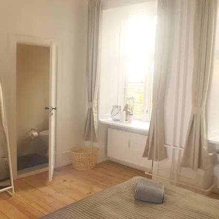 Next To New Harbor / 3 Bedroom & 2 Bath 아파트 *