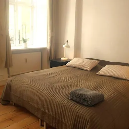 Next To New Harbor / 3 Bedroom & 2 Bath Appartement