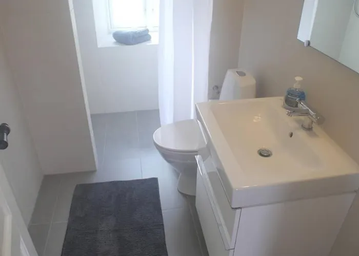 Next To New Harbor / 3 Bedroom & 2 Bath Daire *